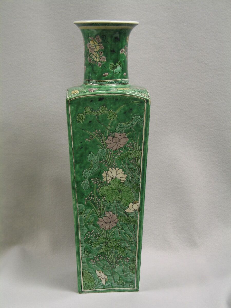 Vase (one of a pair), Porcelain painted in overglaze famille verte enamels, China