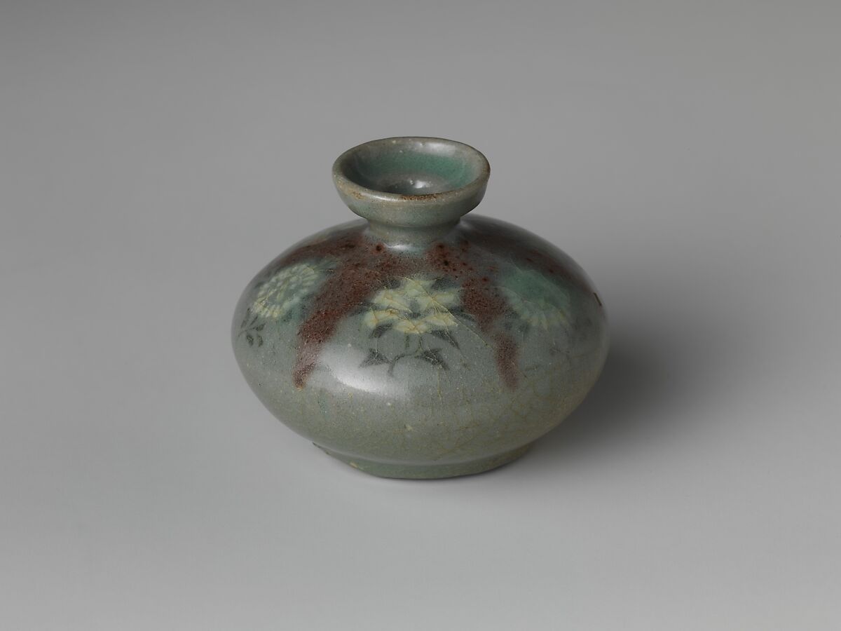 Oil bottle decorated with peonies and chrysanthemums, Stoneware with copper-red and inlaid design under celadon glaze, Korea 