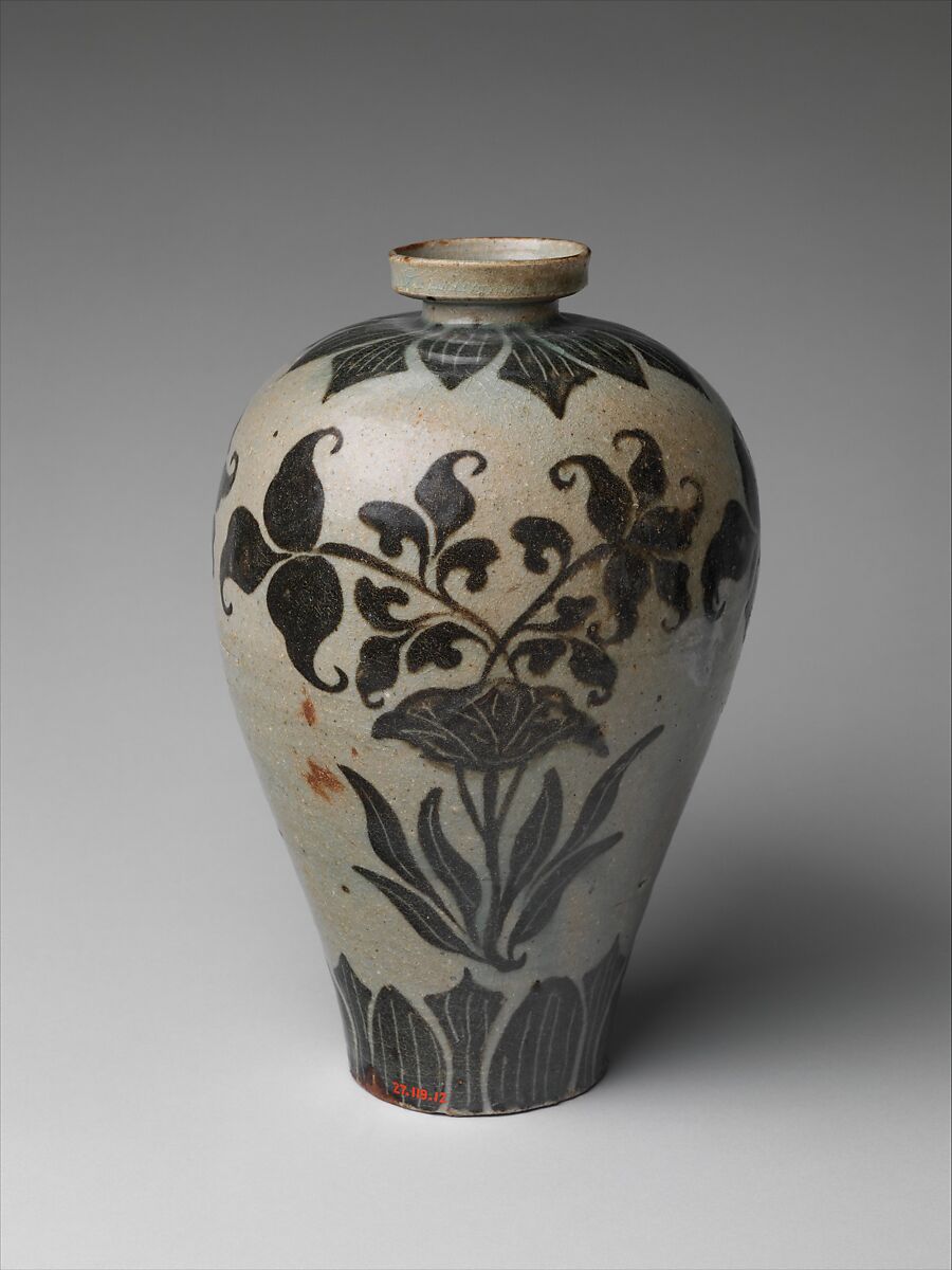 Maebyeong decorated with lotus, Stoneware with iron-brown design under celadon glaze, Korea