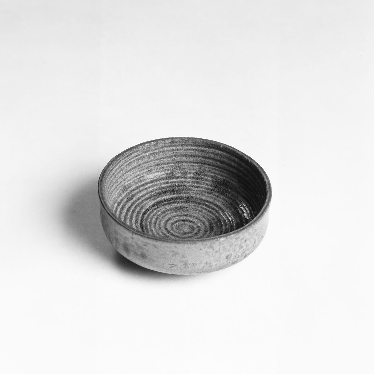 Bowl (Yu), Stoneware with olive brown glaze, China 