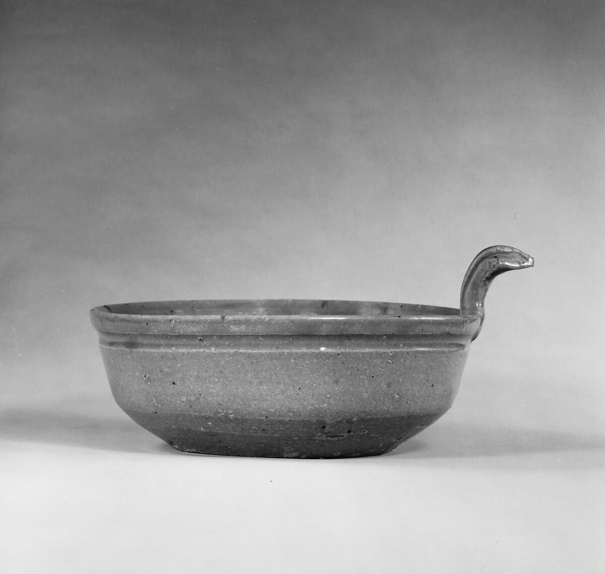 Handled Bowl, Earthenware with green glaze, China