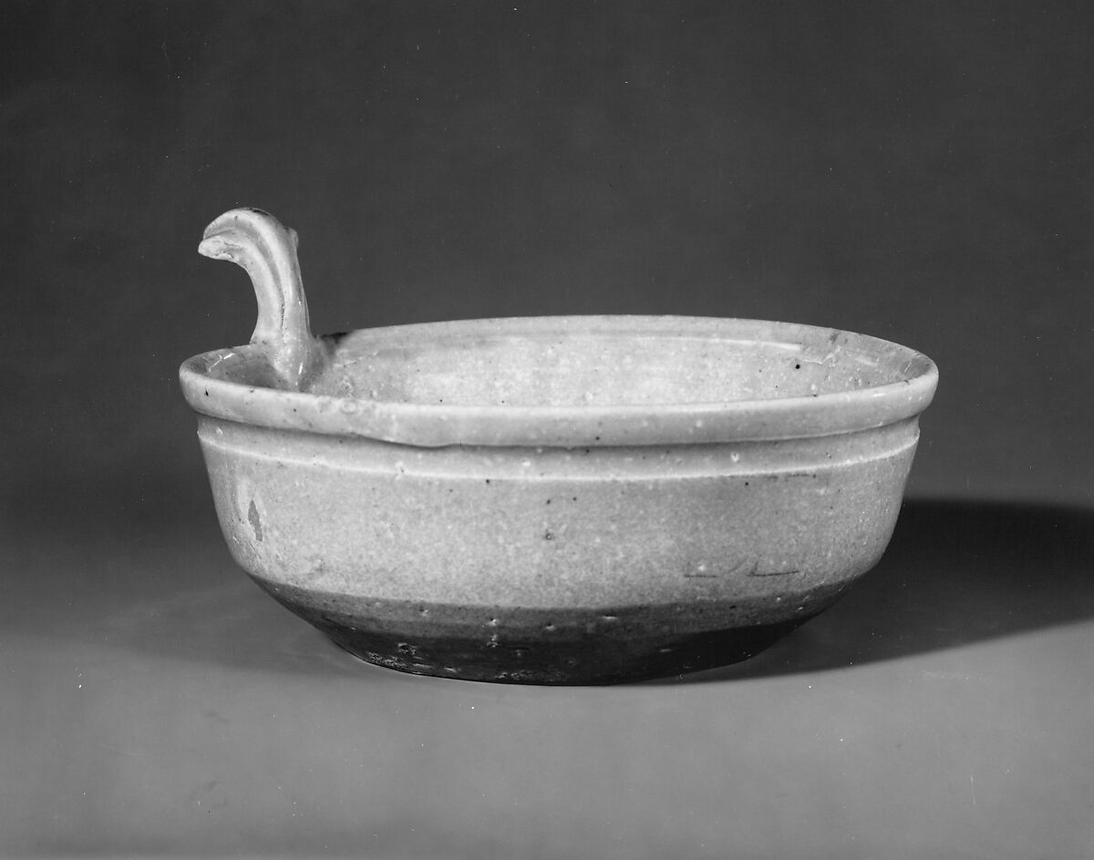 Handled Bowl, Earthenware with green glaze, China