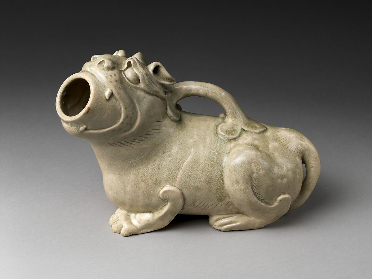 Vessel in shape of a crouching tiger, Stoneware with celadon glaze, China