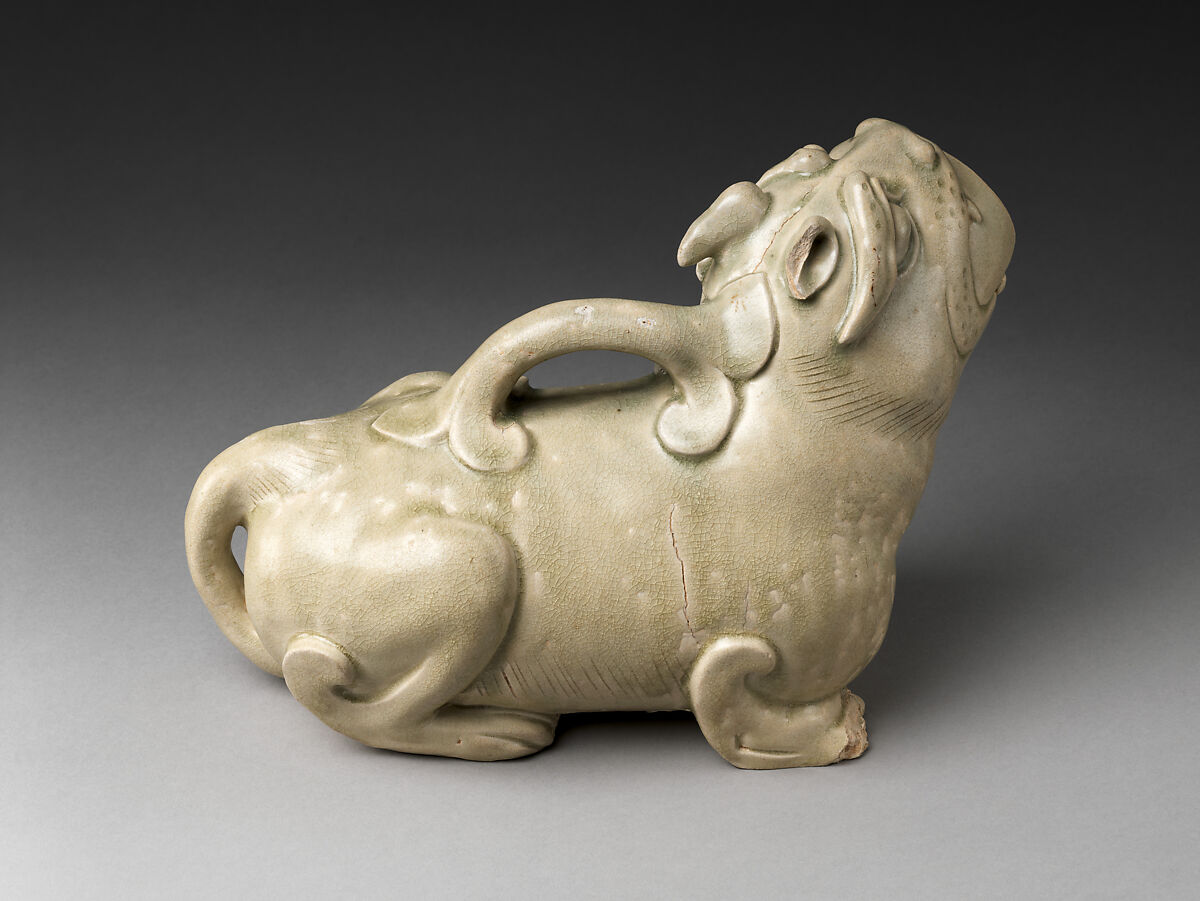 Vessel in shape of a crouching tiger, Stoneware with celadon glaze, China