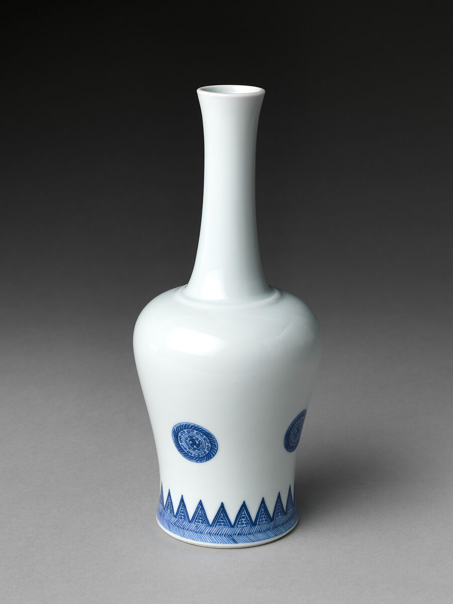 Bottle with Stylized Rosette, Porcelain painted with cobalt blue under transparentglaze (Jingdezhen ware), China 