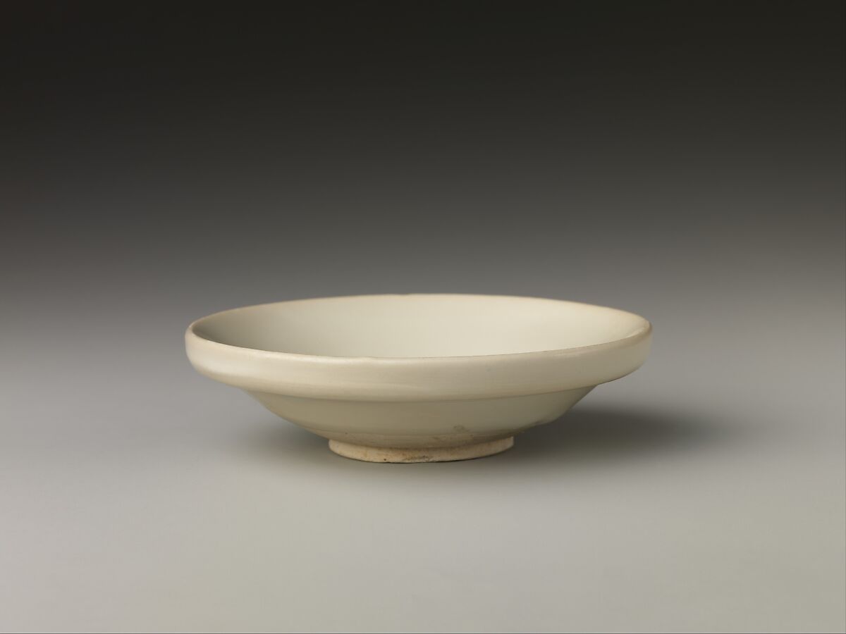 Bowl, Stoneware with white slip and glaze, China 
