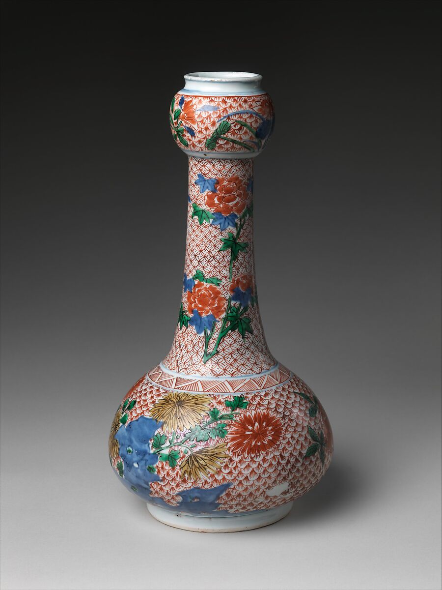 Vase decorated with peonies and chrysanthemums, Porcelain painted in underglaze cobalt blue and overglaze polychrome enamels (Jingdezhen ware), China 