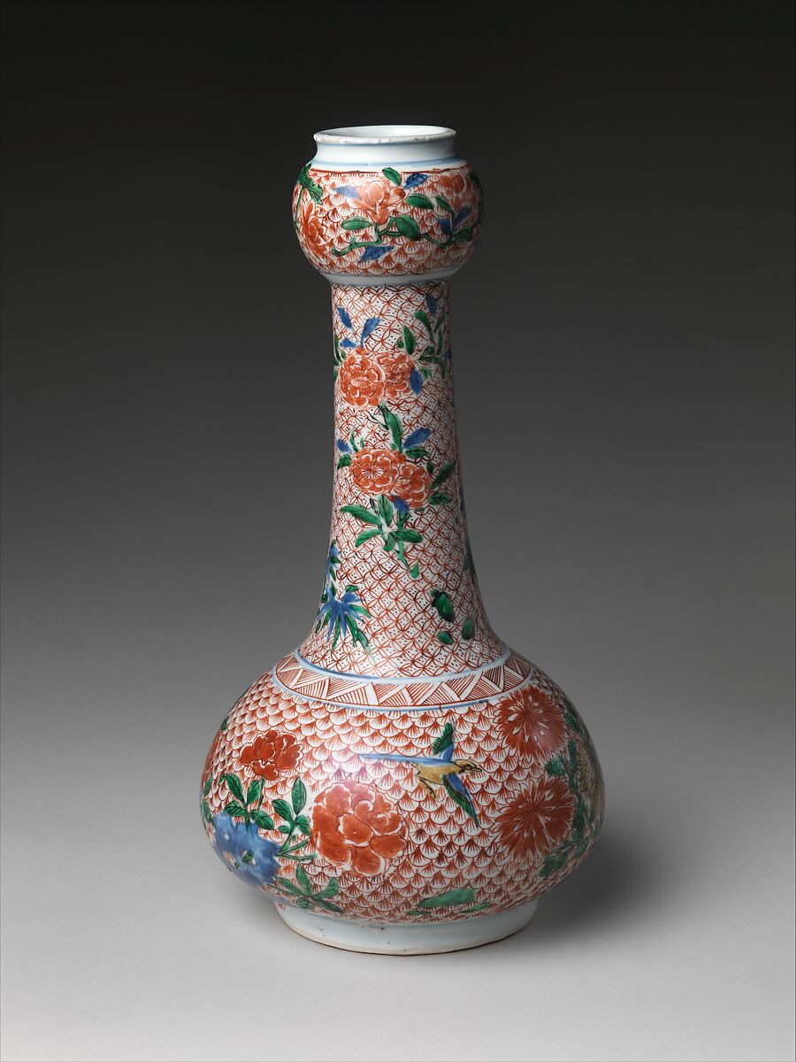 Vase decorated with peonies and chrysanthemums, Porcelain painted in underglaze cobalt blue and overglaze polychrome enamels (Jingdezhen ware), China