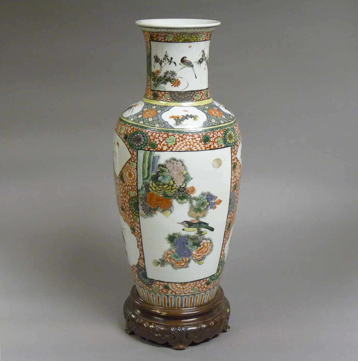 Vase decorated with flowers and birds, Porcelain painted with colored enamels over transparent glaze, and colored enamels over "fire-red” glaze (Jingdezhen ware), China 