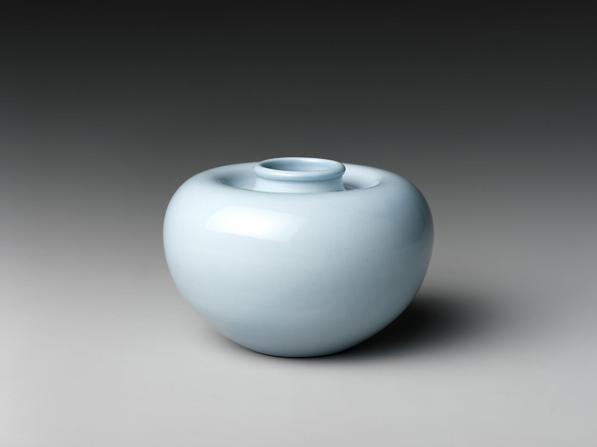 Water Jar, Porcelain with moonlight glaze (Jingdezhen ware), China 