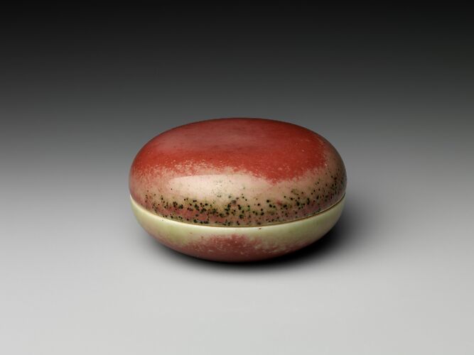 Box for seal paste