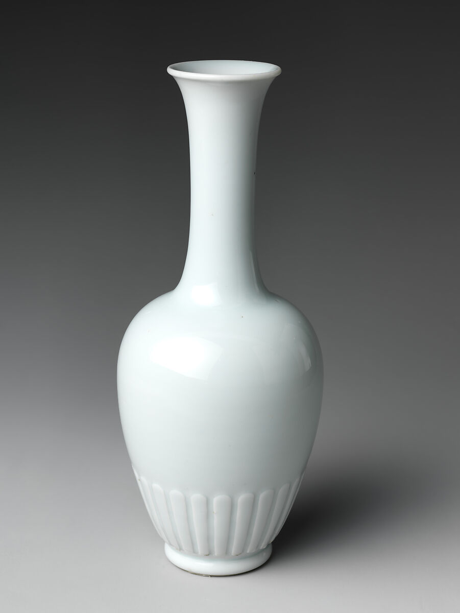 Vase, Porcelain with light blue glaze (Jingdezhen ware), China 