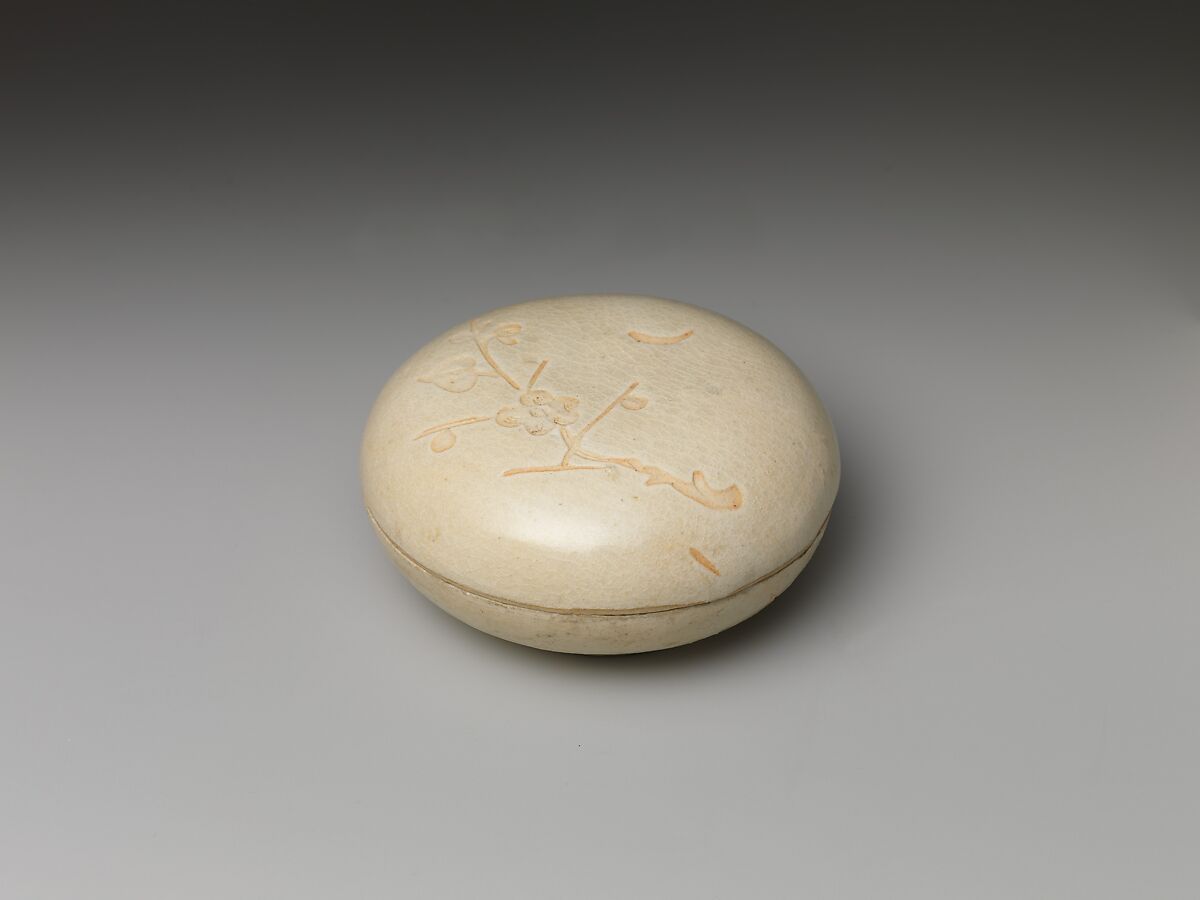 Covered box with flowering plum, Porcelain with cut-glaze decoration (possibly Jizhou ware), China