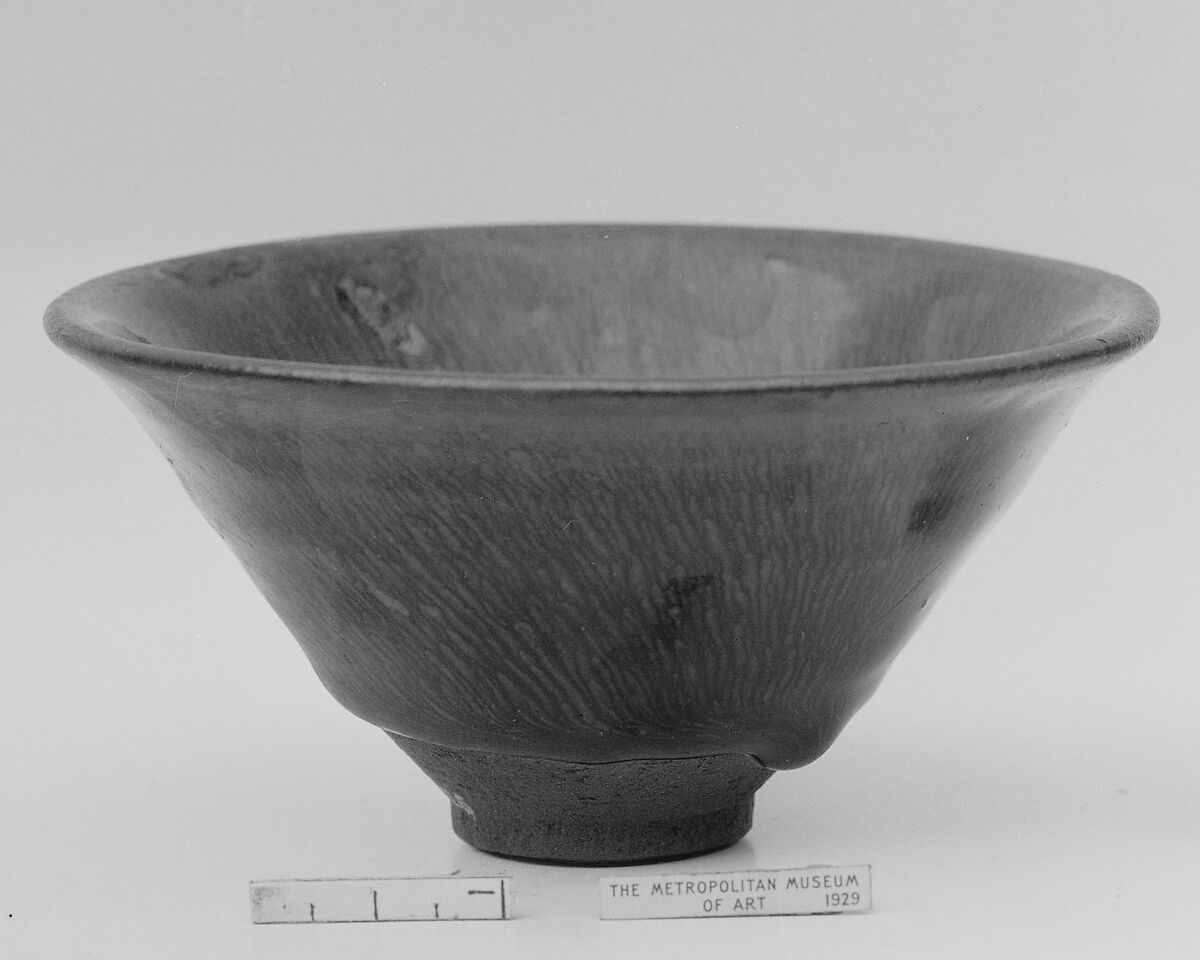 Tea Bowl with “Hare’s-Fur” Decoration, Stoneware with iron-oxide glaze (Jian ware), China