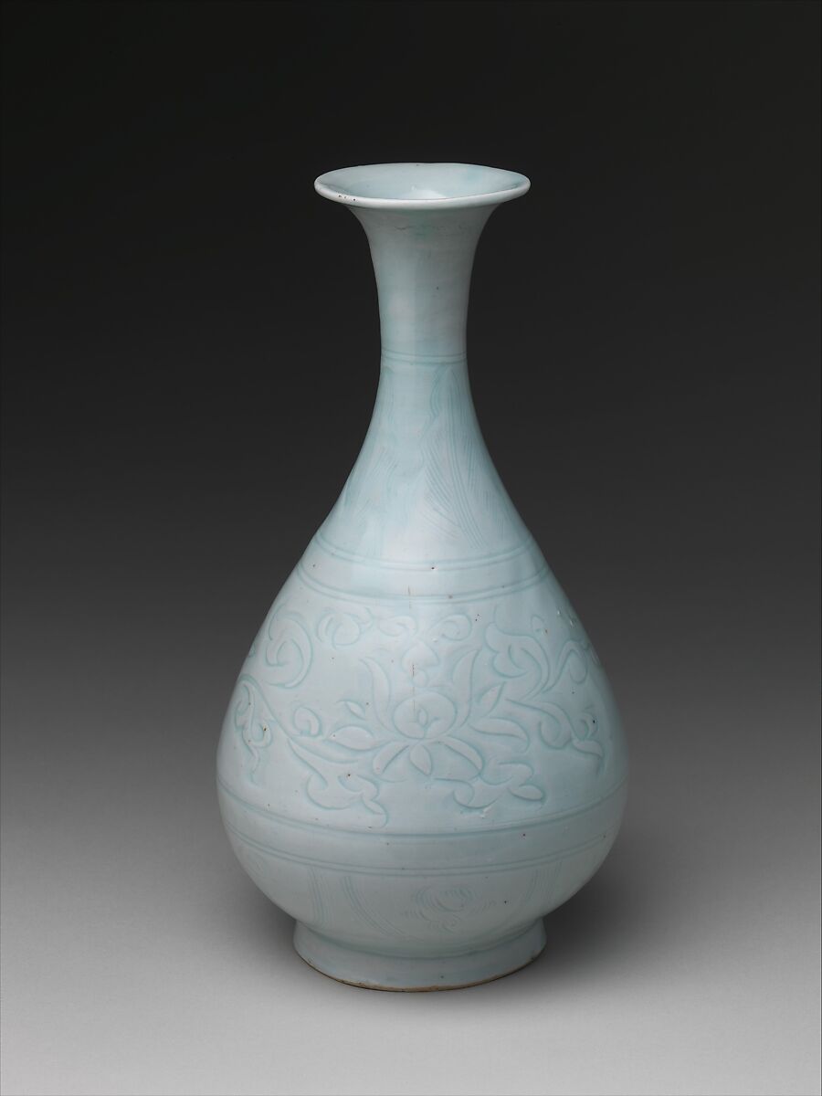 Bottle with Lotus Scroll, Porcelain with incised decoration under celadon glaze (Jingdezhen Qingbai ware), China