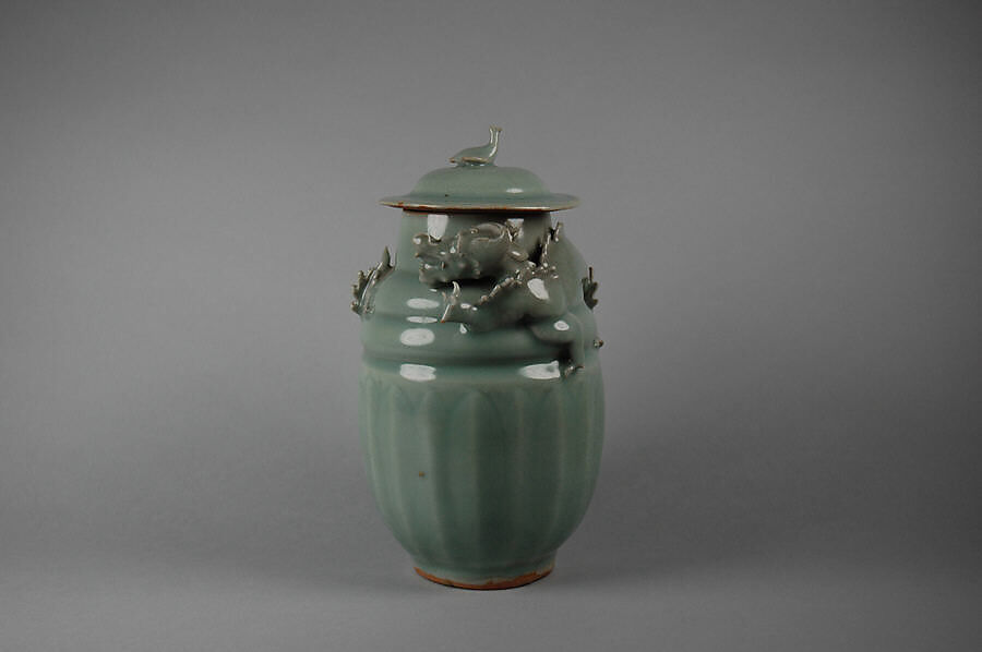 Covered jar, Porcelaneous ware with carved and full-relief decoration under celadon glaze (Longquan ware), China 