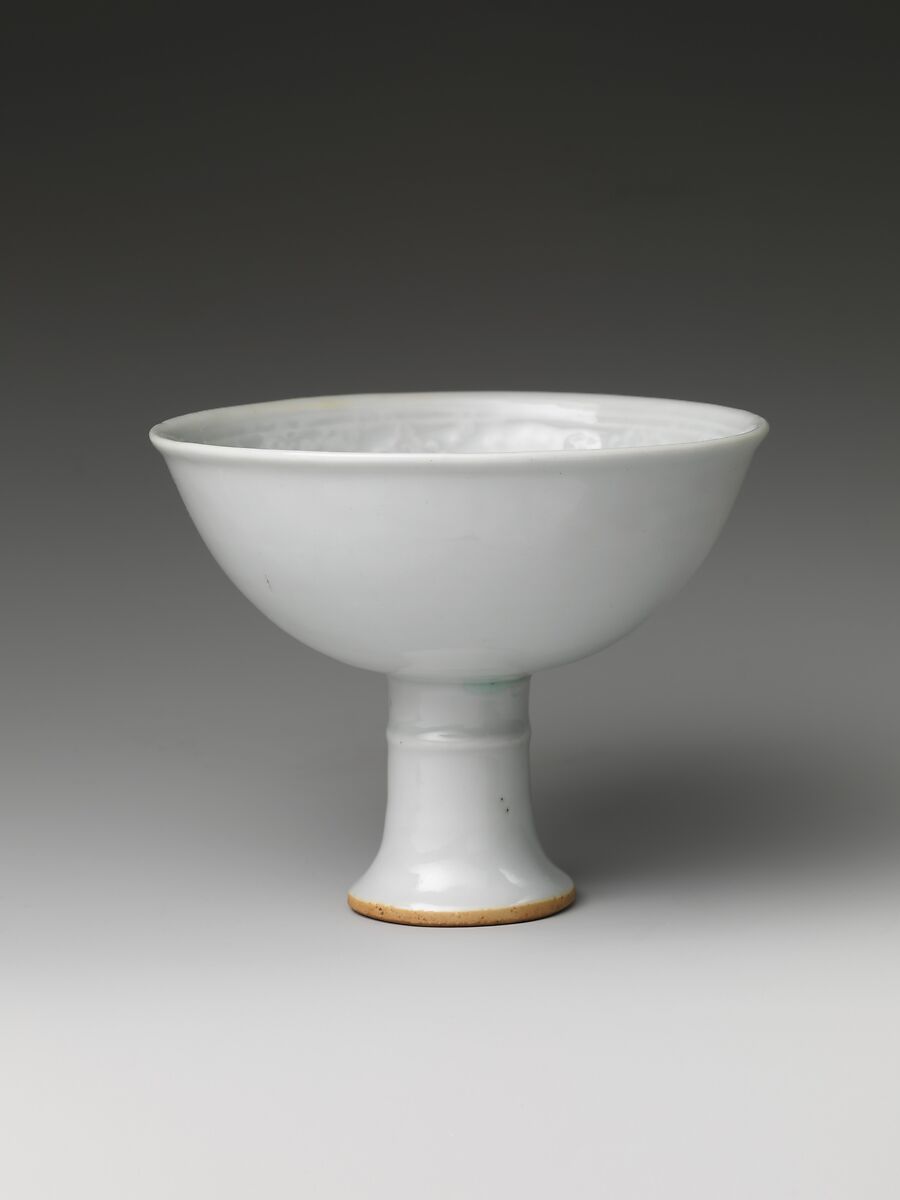 Stem Cup with Chrysanthemum Scroll, Porcelain with molded decoration under transparent glaze (Jingdezhen Shufu ware), China 