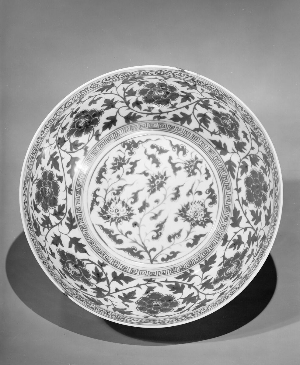 Bowl with Chrysanthemums, Porcelain painted with copper red under transparent glaze (Jingdezhen ware), China