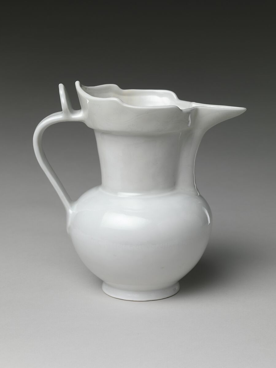 Monk’s cap ewer, Porcelain with incised hidden (anhua) decoration under transparent glaze (Jingdezhen ware), China