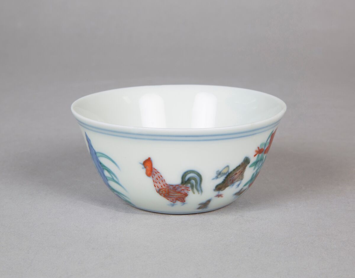 Chicken cup, Porcelain painted in underglaze cobalt blue and overglaze colored enamel (Jingdezhen ware), China