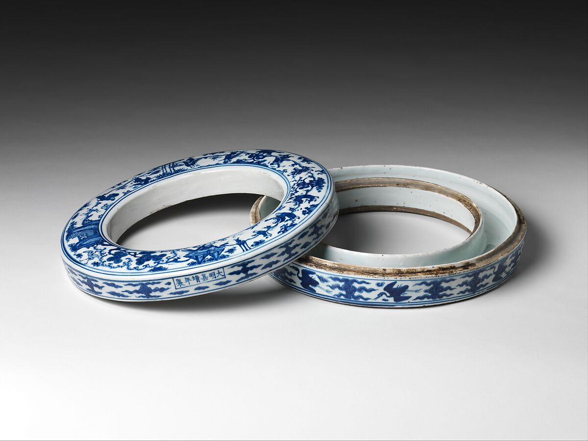 Box with Daoist Immortals, Porcelain painted with cobalt blue under transparent glaze (Jingdezhen ware), China