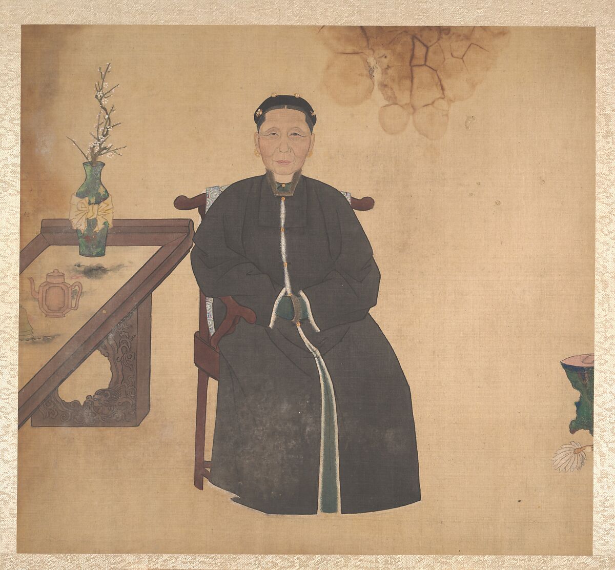 Portraits of members of a family, Unidentified artist, Album of nineteen leaves; ink and color on silk, China