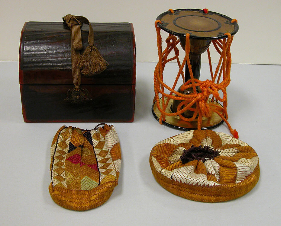 Small Shoulder Drum (Kotsuzumi) with Hydrangeas for Noh Performance, Lacquered wood with gold hiramaki-e; leather and silk, Japan