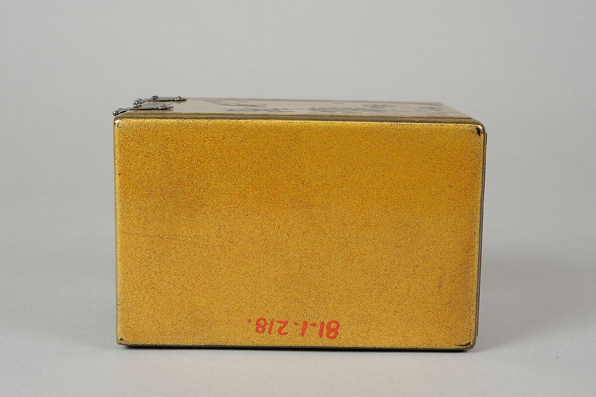 Small Chest, Gold, silver hiramaki-e, takamaki-e, cut-out gold foil application on gold ground, Japan