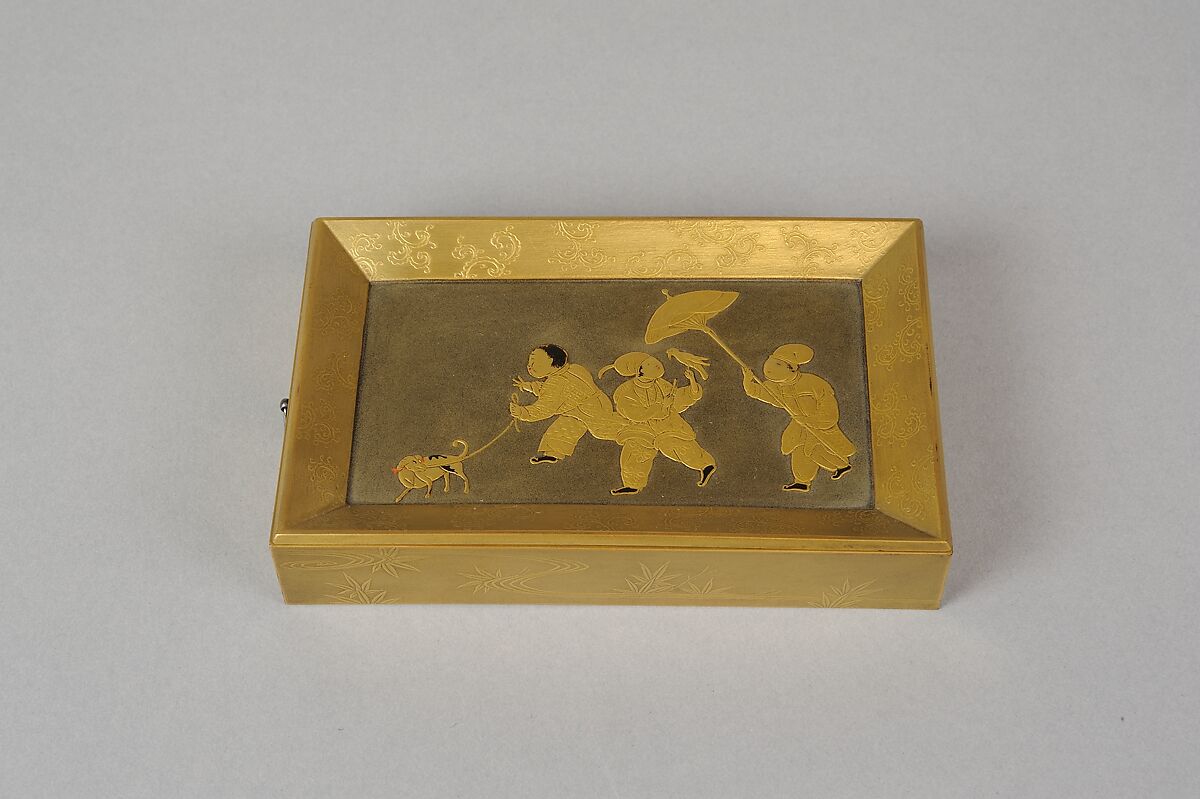 Small Chest, Gold, silver hiramaki-e, takamaki-e, cut-out gold foil application on gold ground, Japan