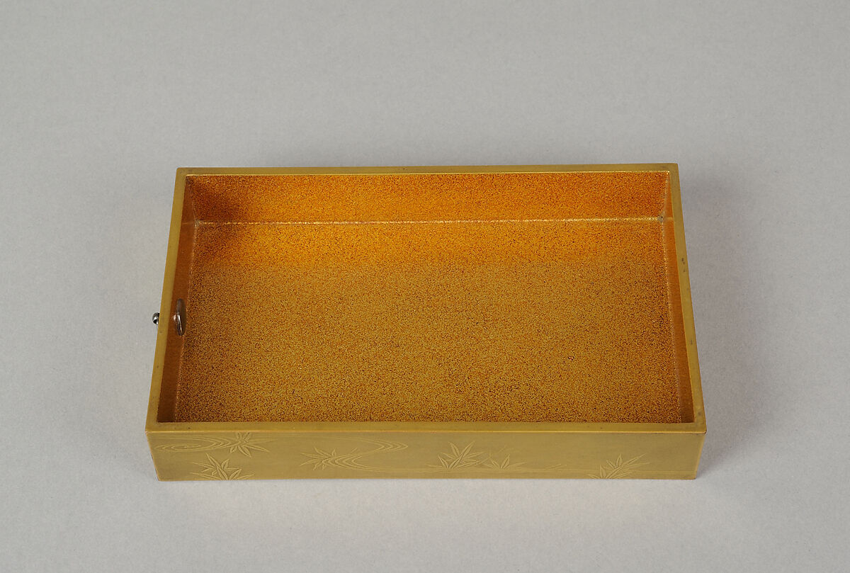Small Chest, Gold, silver hiramaki-e, takamaki-e, cut-out gold foil application on gold ground, Japan