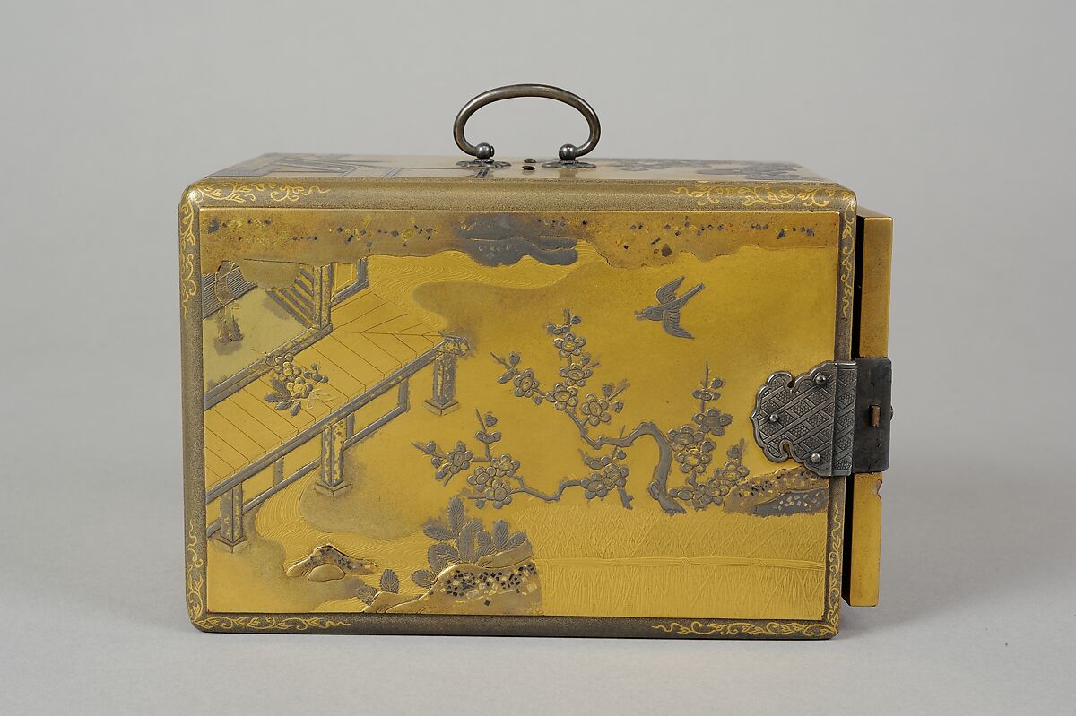 Small Chest, Gold, silver hiramaki-e, takamaki-e, cut-out gold foil application on gold ground, Japan