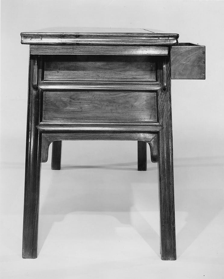 Altar coffer, Wood (huanghuli or Dalbergia odorifera), China