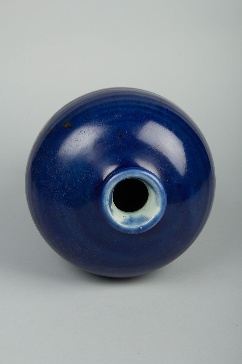 Meiping Vase, Porcelain with dark blue glaze, China