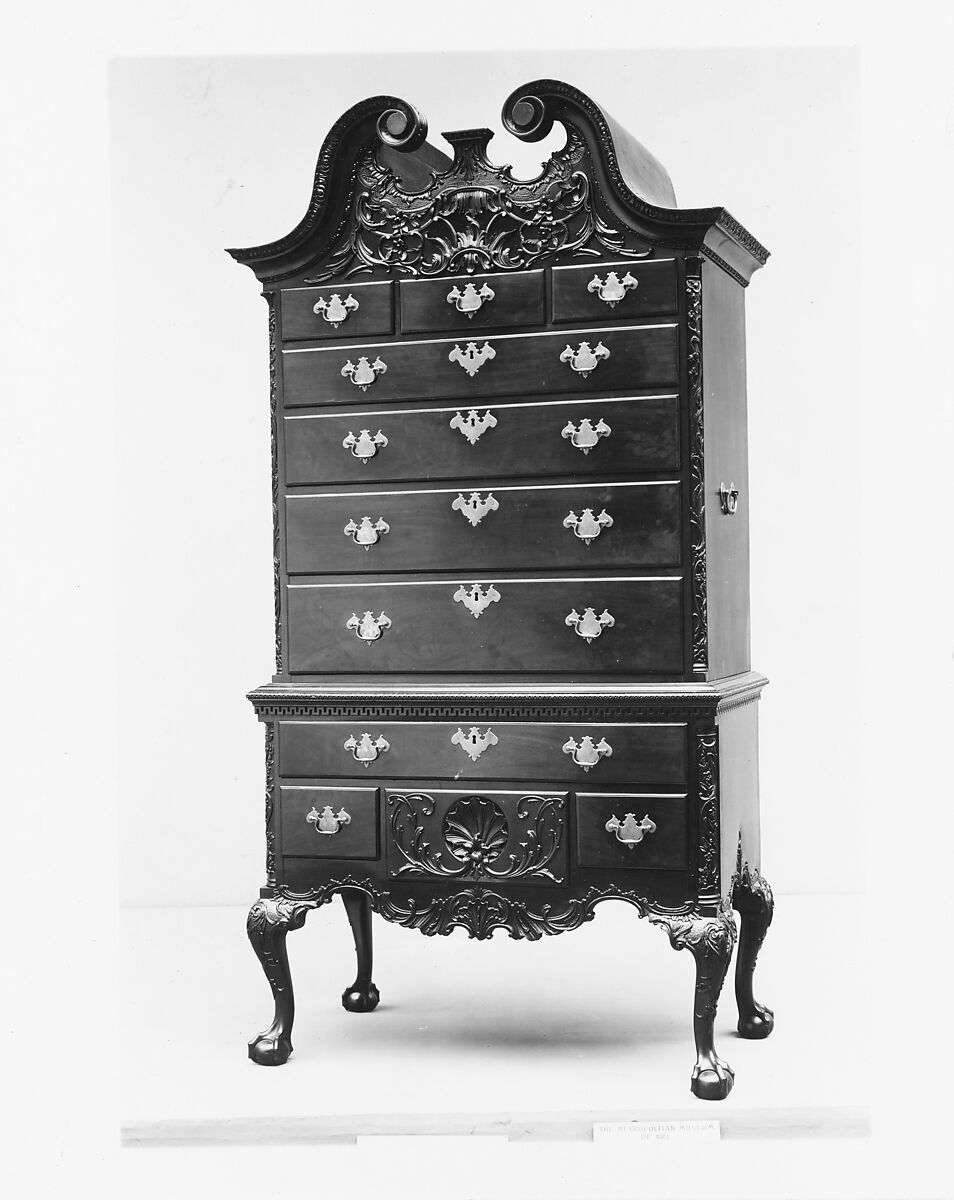 High chest of drawers, Mahogany, tulip poplar, yellow pine, American