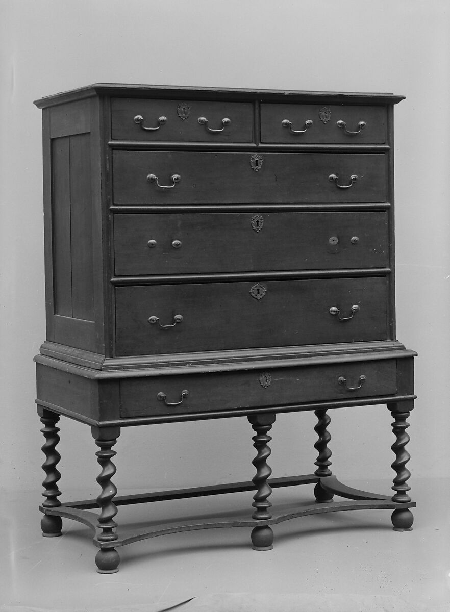 High chest of drawers, Sweet gum, yellow poplar, yellow pine, white oak, American or British