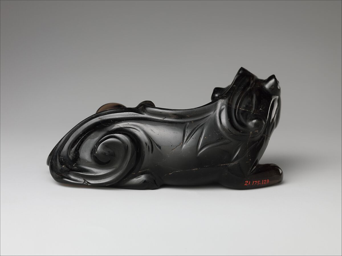 Figure of a fantastic animal, Black crystal, China