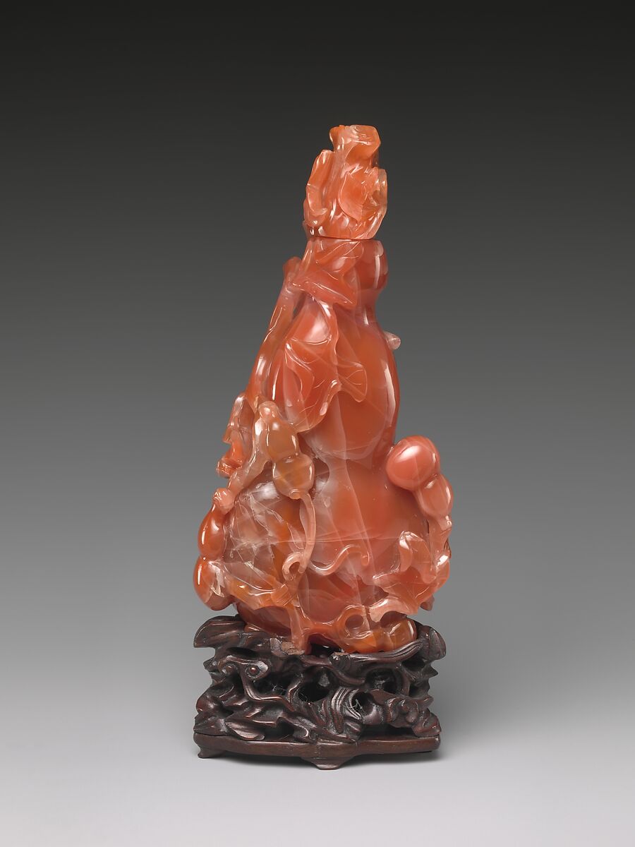 Bottle in the shape of a double gourd, Carnelian, China 