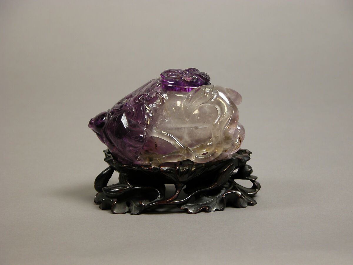 Covered box, Amethyst quartz, China 