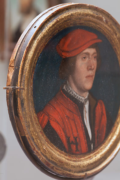 Portrait of a Man in Royal Livery, Hans Holbein the Younger (German, Augsburg 1497/98–1543 London), Oil and gold on parchment, laid down on linden