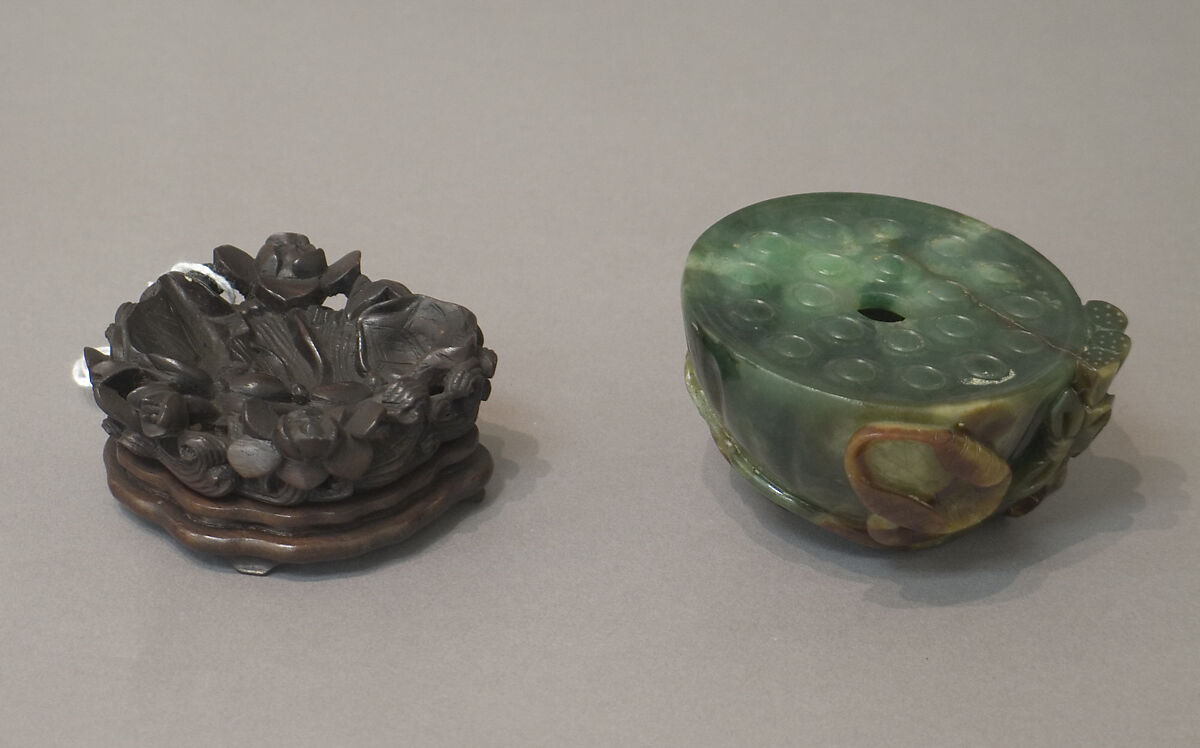 Artist's water holder, Jadeite, shades of green, varying from very light green to very dark bluish-green, with yellow and rich dead-oak-leaf, China