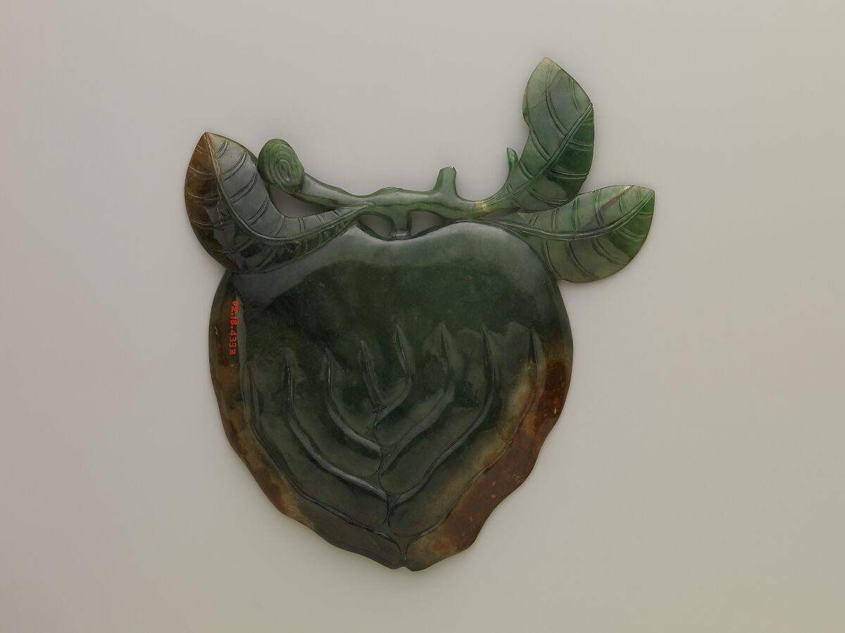 Peach-shaped Cup with Saucer, Jade (jadeite), China