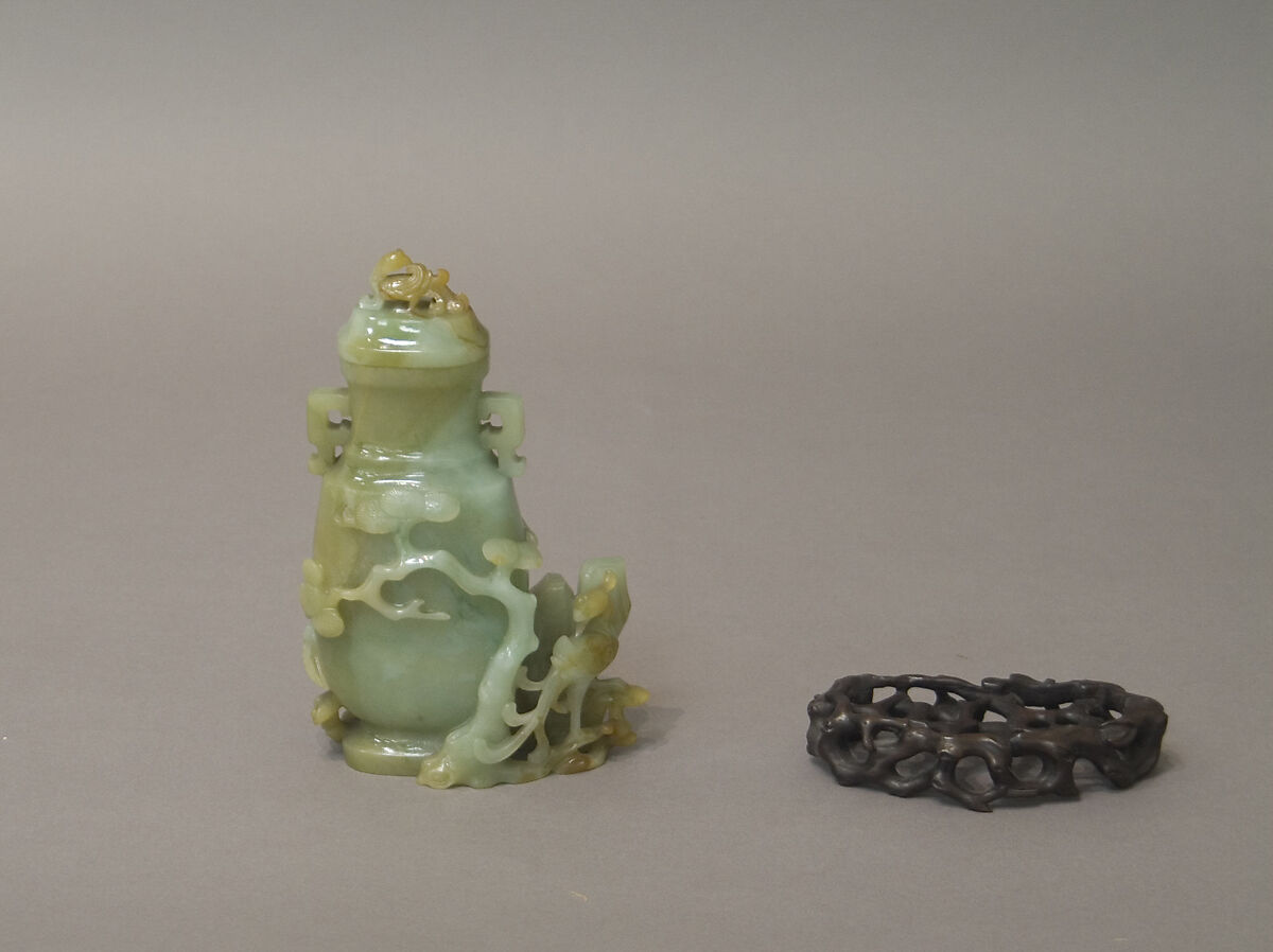 Vase with cover, Jadeite, grayish green with emerald and olive green, China