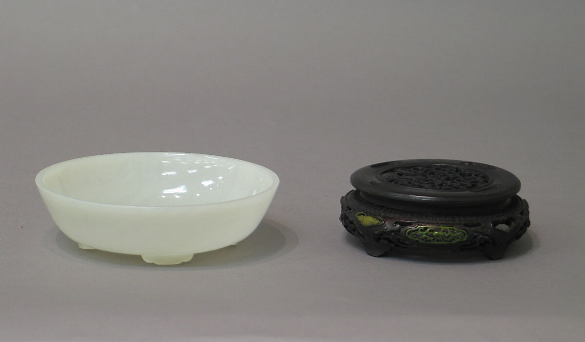 Dish, Nephrite, China