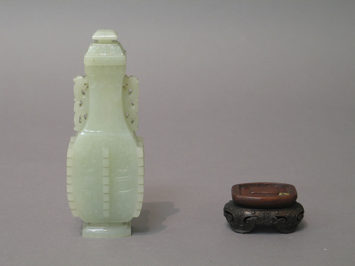 Vase with cover, Nephrite, white with light greenish tint, China