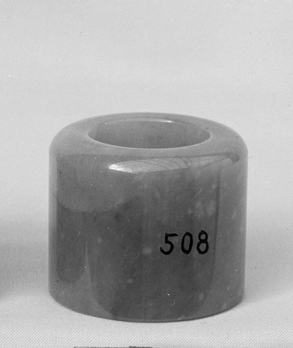 Thumb ring, Jadeite, China 