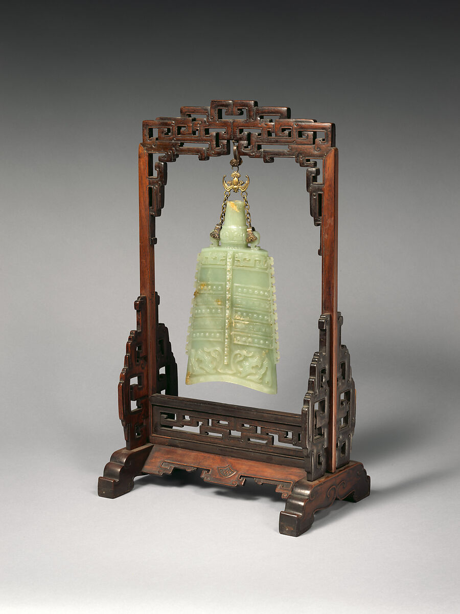 Bell, Jade (nephrite), China