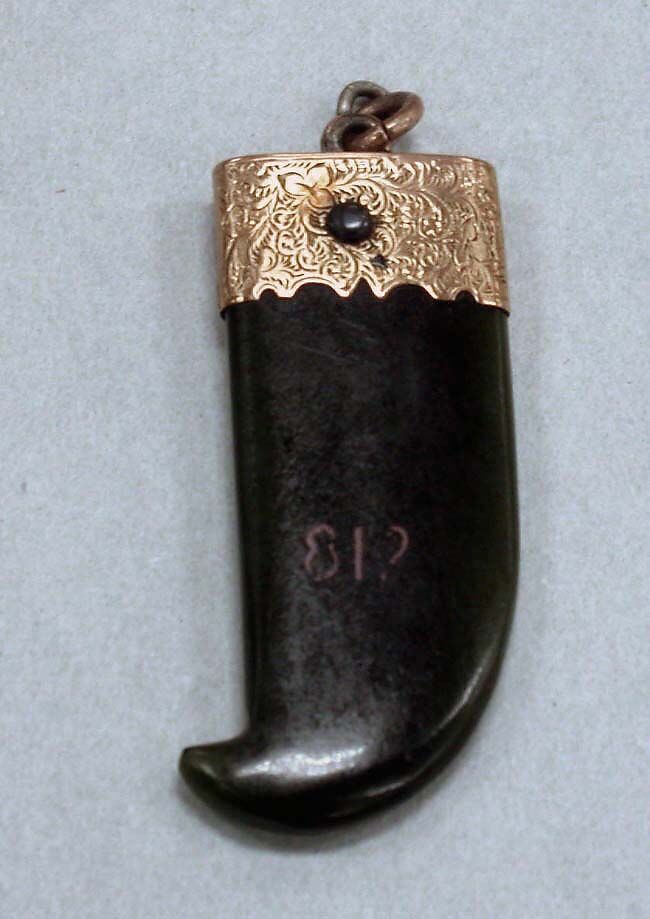 Pendant, Nephrite, dark-green, New Zealand