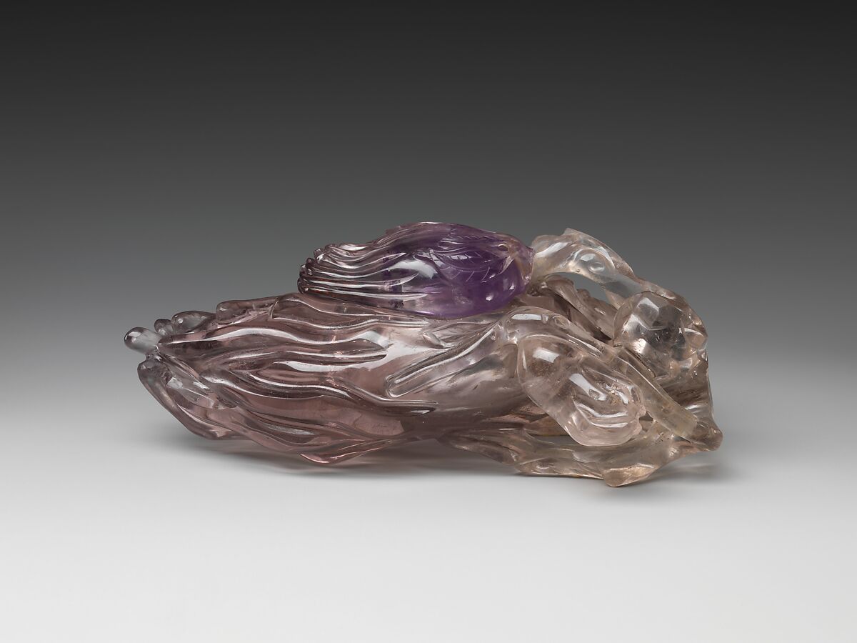 Container in the shape of a Buddha’s hand, Amethyst, China