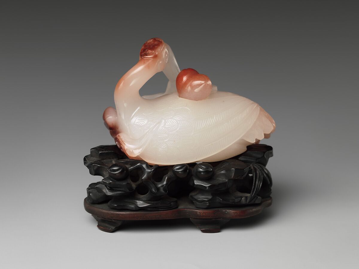 Water dropper in the shape of a crane, Agate, China