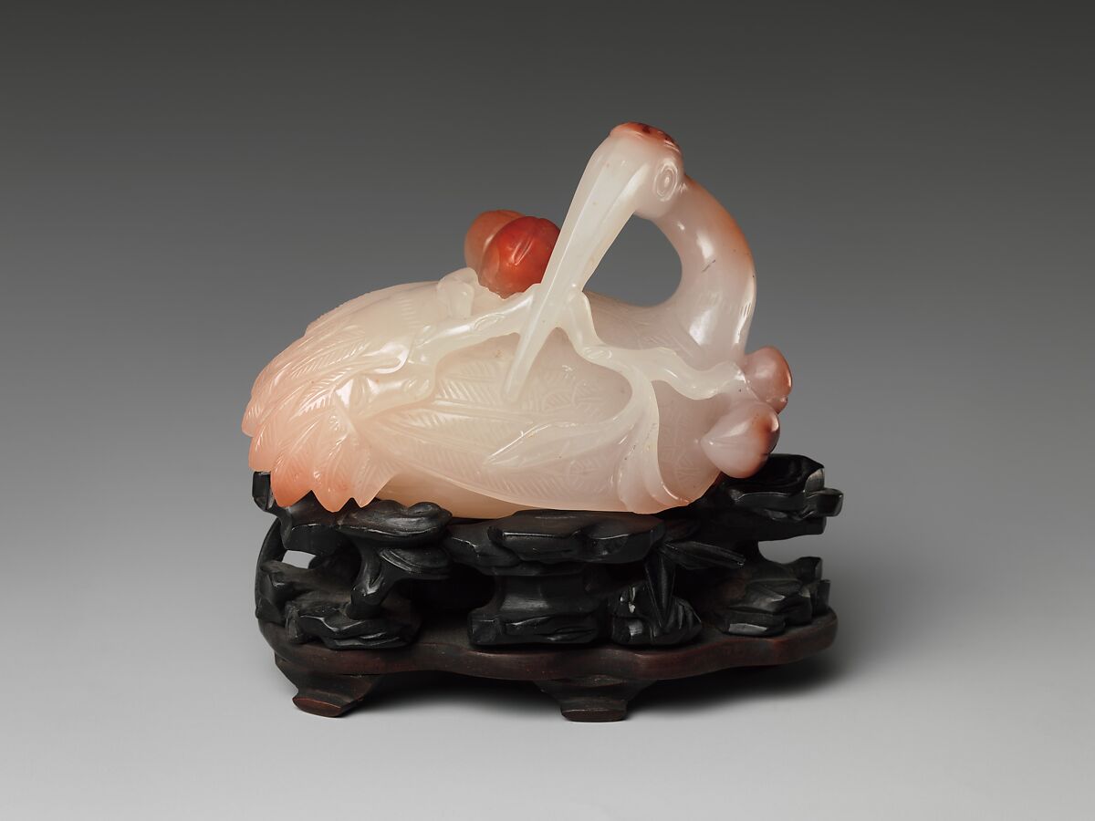 Water dropper in the shape of a crane, Agate, China 